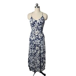 CITY TRIANGLES x VINTAGE 90s floral Hawaiian open back dress in blue white S